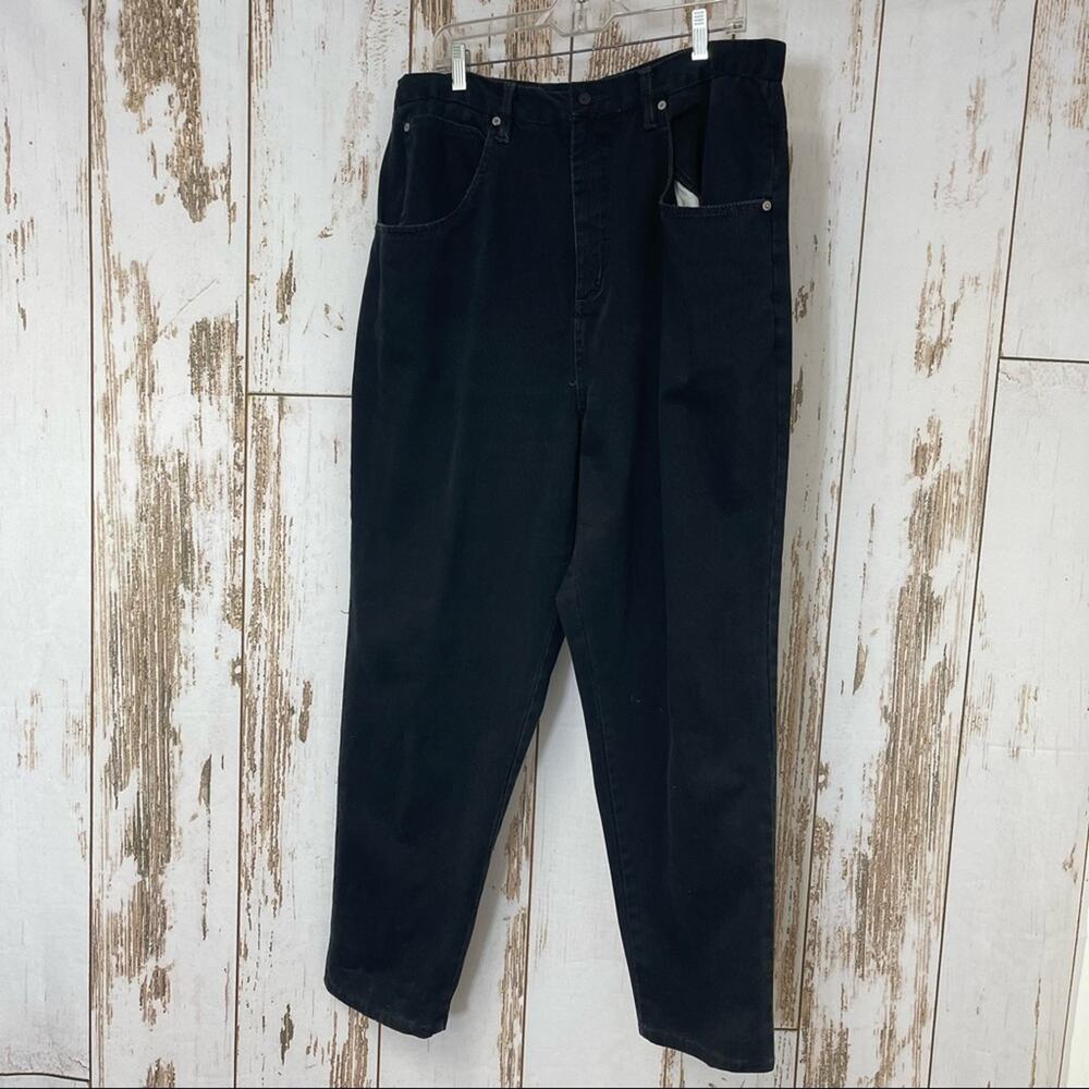 Femme Fatale, Vintage Mom Jeans. Size 20W. In excellent condition!
